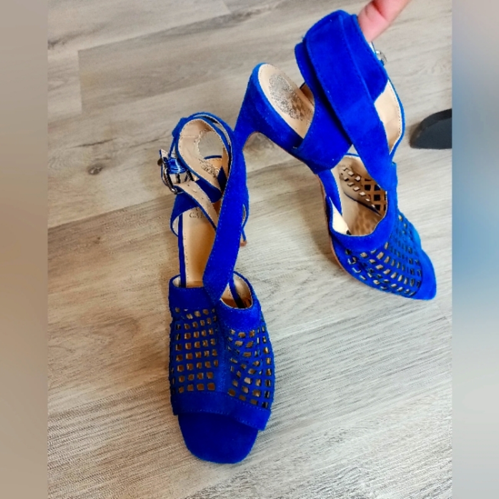 Women's shoes